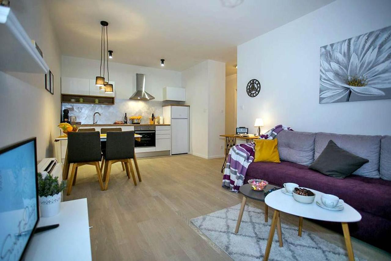 Apartment Sweet Daisy With Parking Zadar Exterior foto
